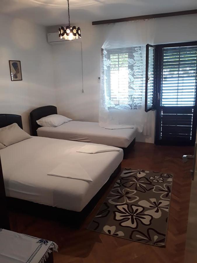 Villa Granada Ulcinj Eksteriør bilde